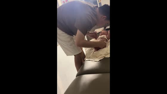 Baby wakes up crying as dad tries to put them down to sleep in Henan, China
