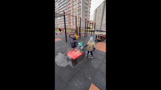 Kaliningrad kids water splash fun