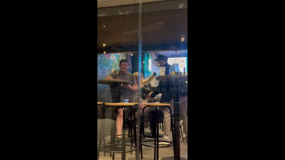 Couple’s PDA mishap inside store in Kaunas, Lithuania