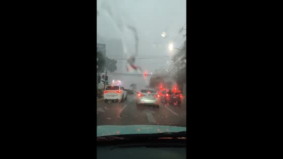 Tropical Storm Melissa batters roads in Santo Domingo, Dominican Republic