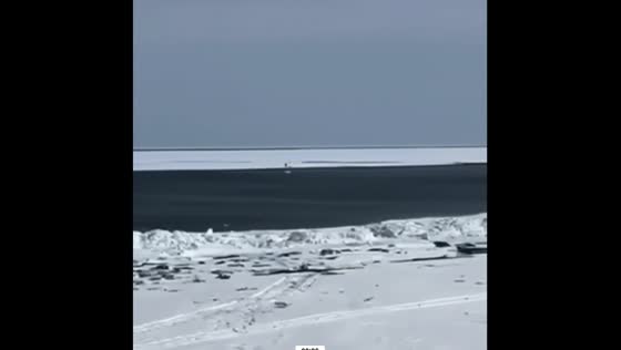 18 Fishermen Rescued After Being Carried Away on Ice Floe in Sakhalin, Russia
