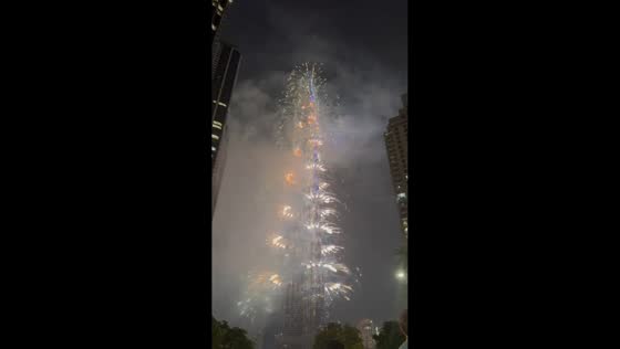 Mesmerizing fireworks light up for New Year 2025 in Dubai, UAE