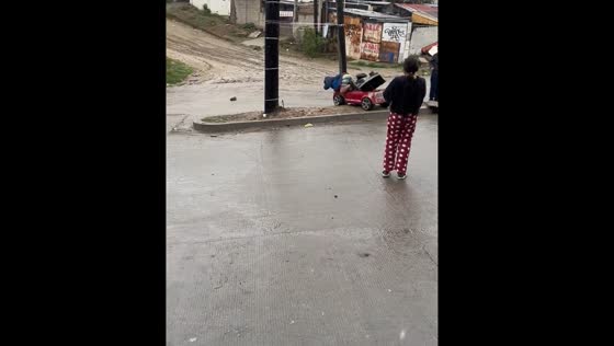 Child on toy car crashes into pole and falls in Tijuana