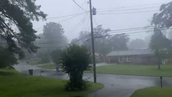 Tornado-warned storm brings damaging winds to Columbus, Georgia, USA
