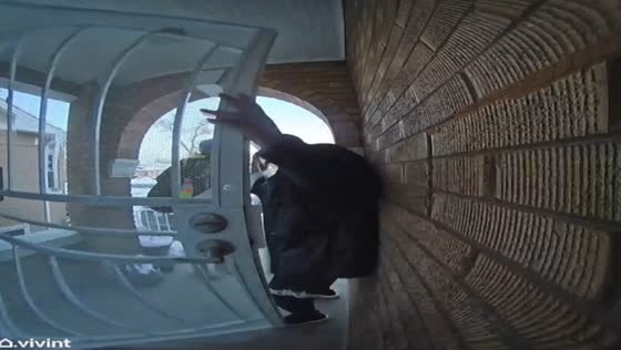 Man accidentally hits head on screen door in Bellwood, Illinois, USA