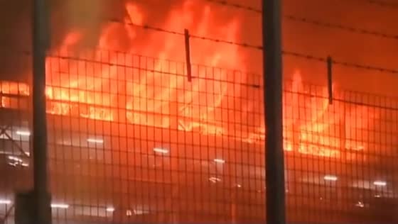 Massive fire consumes Luton Airport car park