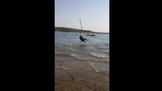 Parachute failure leads to splash at Khanpur Dam, Pakistan