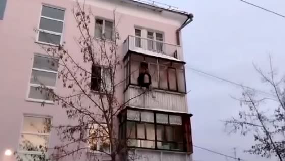 Intoxicated man jumps from third-floor window in Polevskoy, Russia