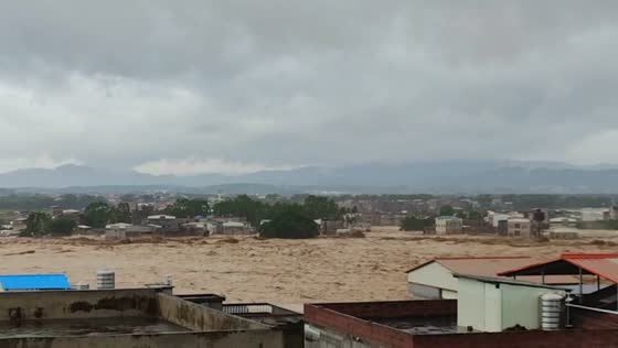 Massive flooding follows reported reservoir collapse in Guangxi, China