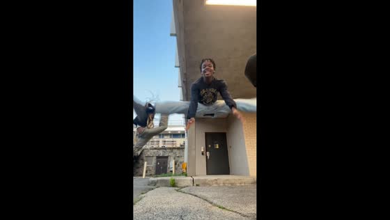 Dance mishap as pants rip mid-jump in Queens, New York, USA