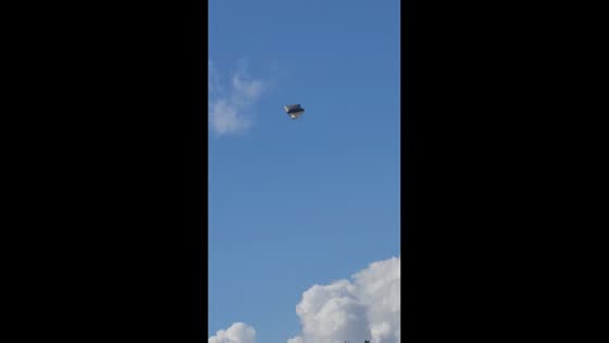 Tent flies into the sky like a balloon in Santa Juana, Chile