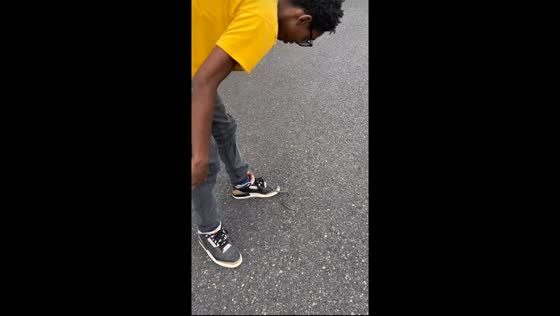 Man’s funny encounter with small snake in Vancouver, Washington, USA