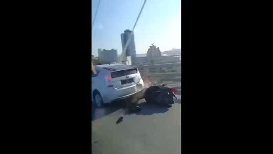 Teenager hospitalized after collision with Toyota Prius in Vladivostok