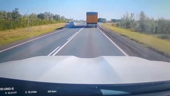 Highway collision sends two cars crashing into ditch in Orenburg, Russia