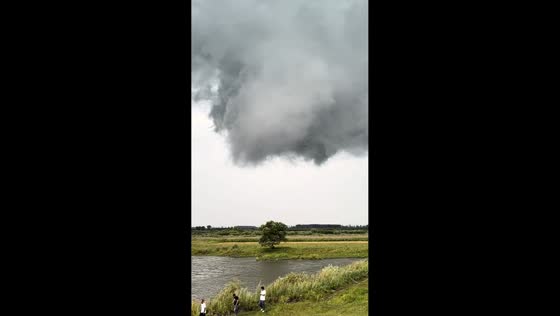 Massive low-hanging storm cloud in Heilongjiang, China