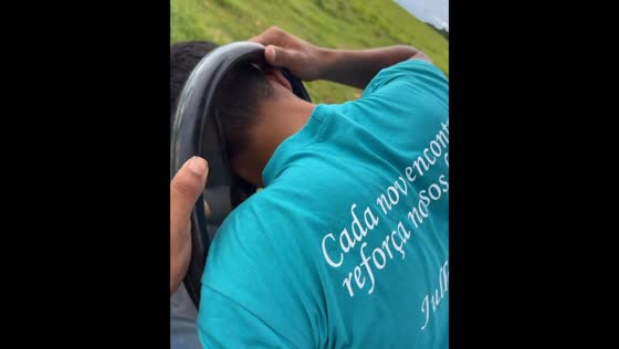 Man gets head stuck in tractor steering wheel in Mato Grosso, Brazil