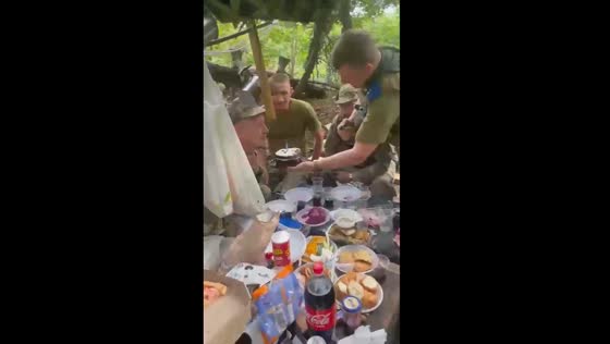 Soldier's birthday celebration amidst conflict: moments of unity in Kharkiv's defense