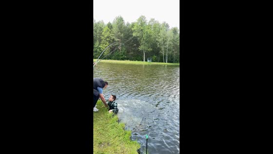 Fishing trip takes a splashy turn in Minsk, Belarus
