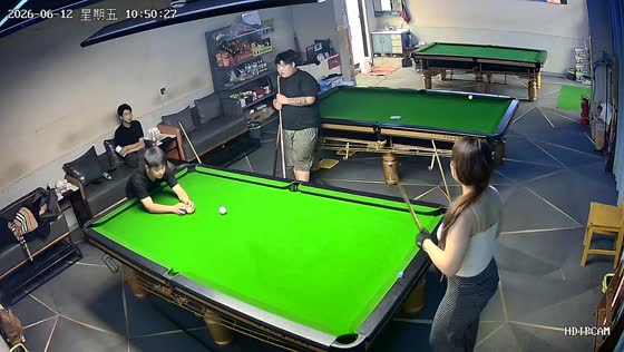 Woman pockets four balls on break shot in Henan, China