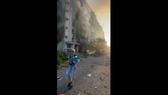 Ukraine conflict: devastating shelling sparks inferno in Avdiivka residential building