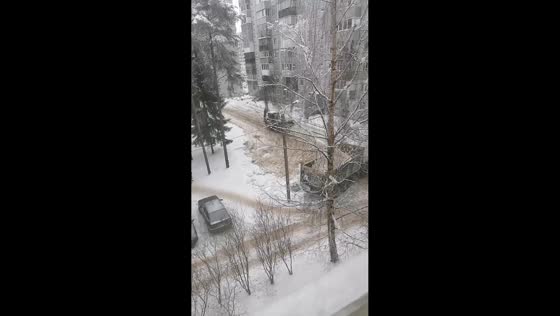 Dump truck knocks down streetlight in Sertolovo, Leningrad Oblast, Russia
