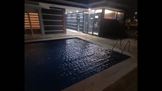 Massive pools shake violently during the 6.4-magnitude earthquake in Turkey