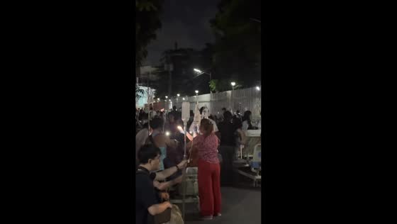 Hospital evacuation during magnitude 6.9 earthquake in Cebu, Philippines