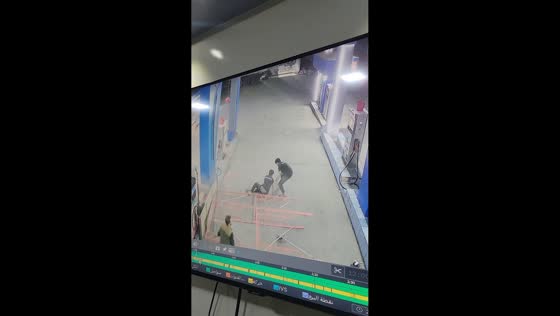Worker falls from mobile scaffold after wheel detaches in Sana'a, Yemen