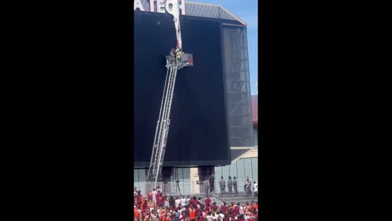 Skydiver crashes into scoreboard during Virginia Tech spring game in Blacksburg, USA