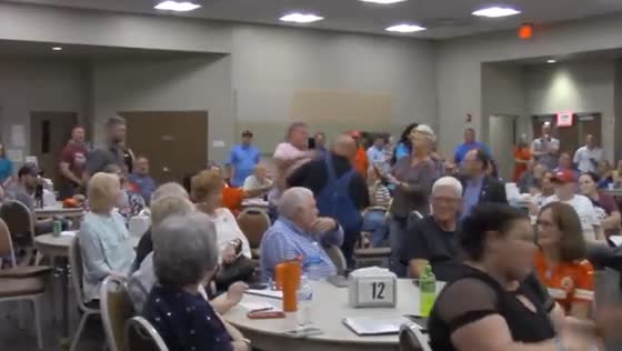 Faulkner County citizen punches Saline County GOP committee member during meeting