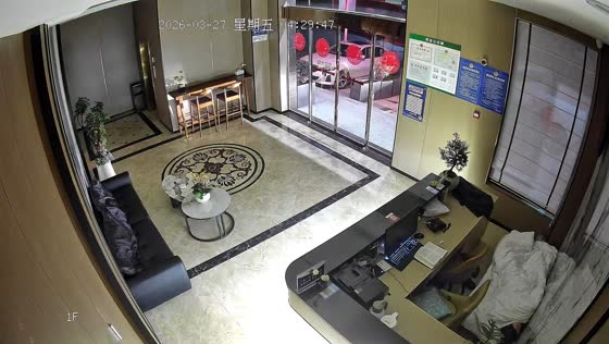 Van crashes into storefront in Jiangsu, China