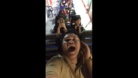 Thrilling ride at Sky Ranch: phone drops mid-ride