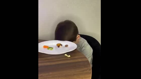 Child accidentally hits table while playing game, Krasnodar, Russia