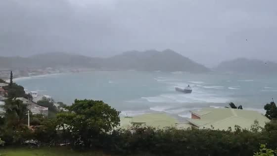 Tropical storm Ernesto hits Sint Maarten
