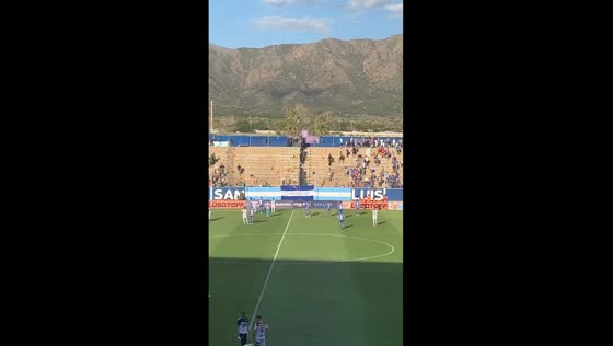 Fans clash in stands during tense Argentine Cup match between Godoy Cruz and San Martín