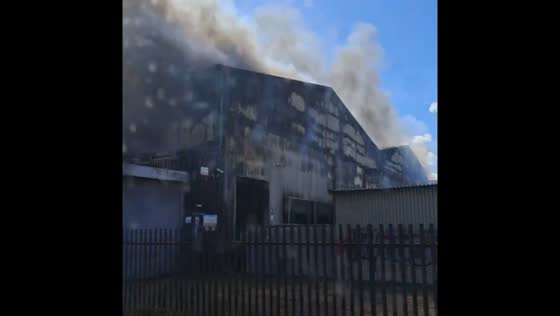 Massive fire devastates industrial waste facility in England, UK