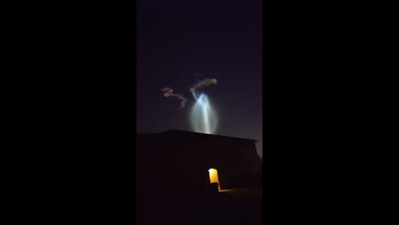 SpaceX Starlink launch creates “jellyfish” effect in sky in Rockledge, Florida, USA