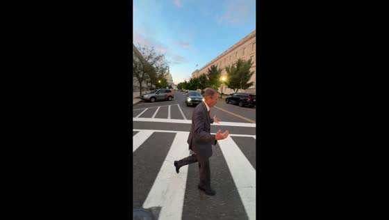 Tim Burchett questions possible extraterrestrial presence in Washington DC, USA