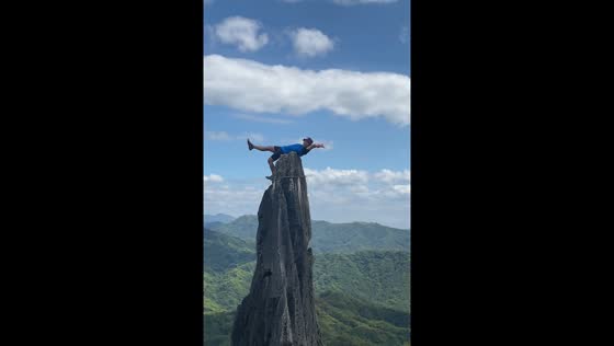 Thrilling photoshoot on steep hilltop in Rodriguez, Philippines