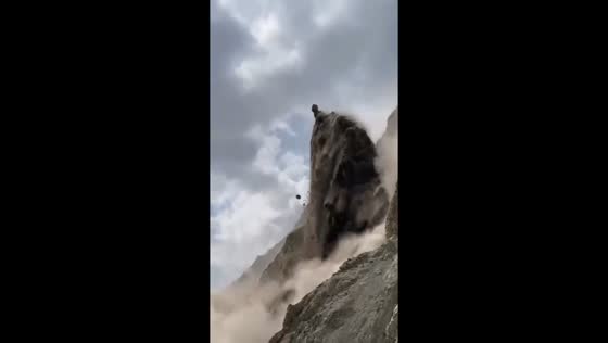 Massive rockfall sends debris onto regional road in Gergebil, Russia