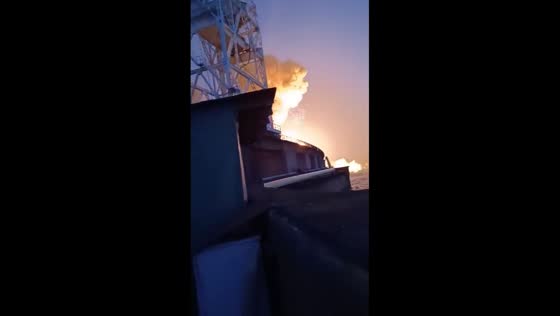 Missile strike cripples Dnieper Hydroelectric Station in Zaporizhzhia, Ukraine