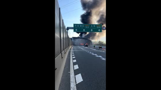 Fuel tanker fire engulfs expressway in Shenzhen, Guangdong, China