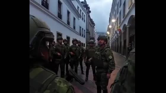 Major inspires troops in Quito showdown against criminal gangs