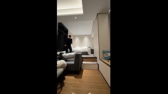 Playful home mishap: couple's hilarious antics take an unexpected turn!