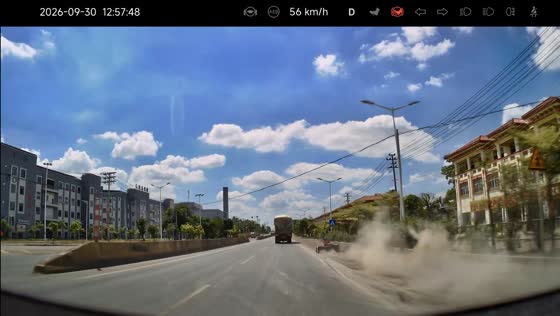 Scooter rider crashes after hitting pothole on national highway in Guangxi, China