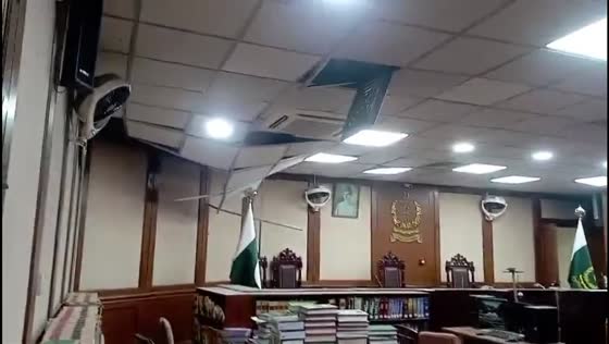 Gas cylinder explosion damages Supreme Court courtroom in Islamabad, Pakistan