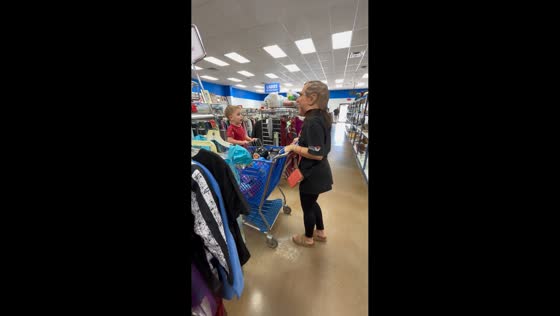 Boy startled by mom’s big head mask prank in Oklahoma, USA