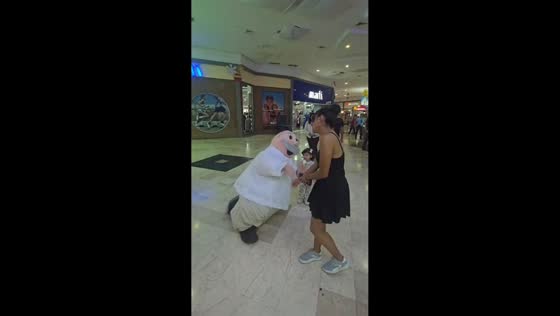 Dr. Simi mascot accidentally knocks over a child in Boca del Río, Mexico