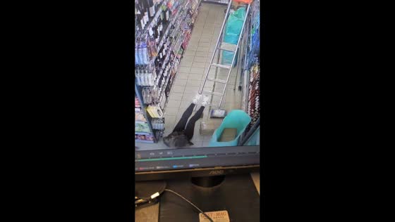 Woman loses balance after stepping on package while descending stairs in France