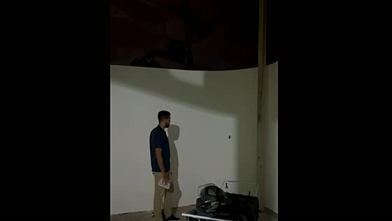 Fearful fiasco: Ricardo's hilarious frog removal attempt in Arapiraca, Brazil